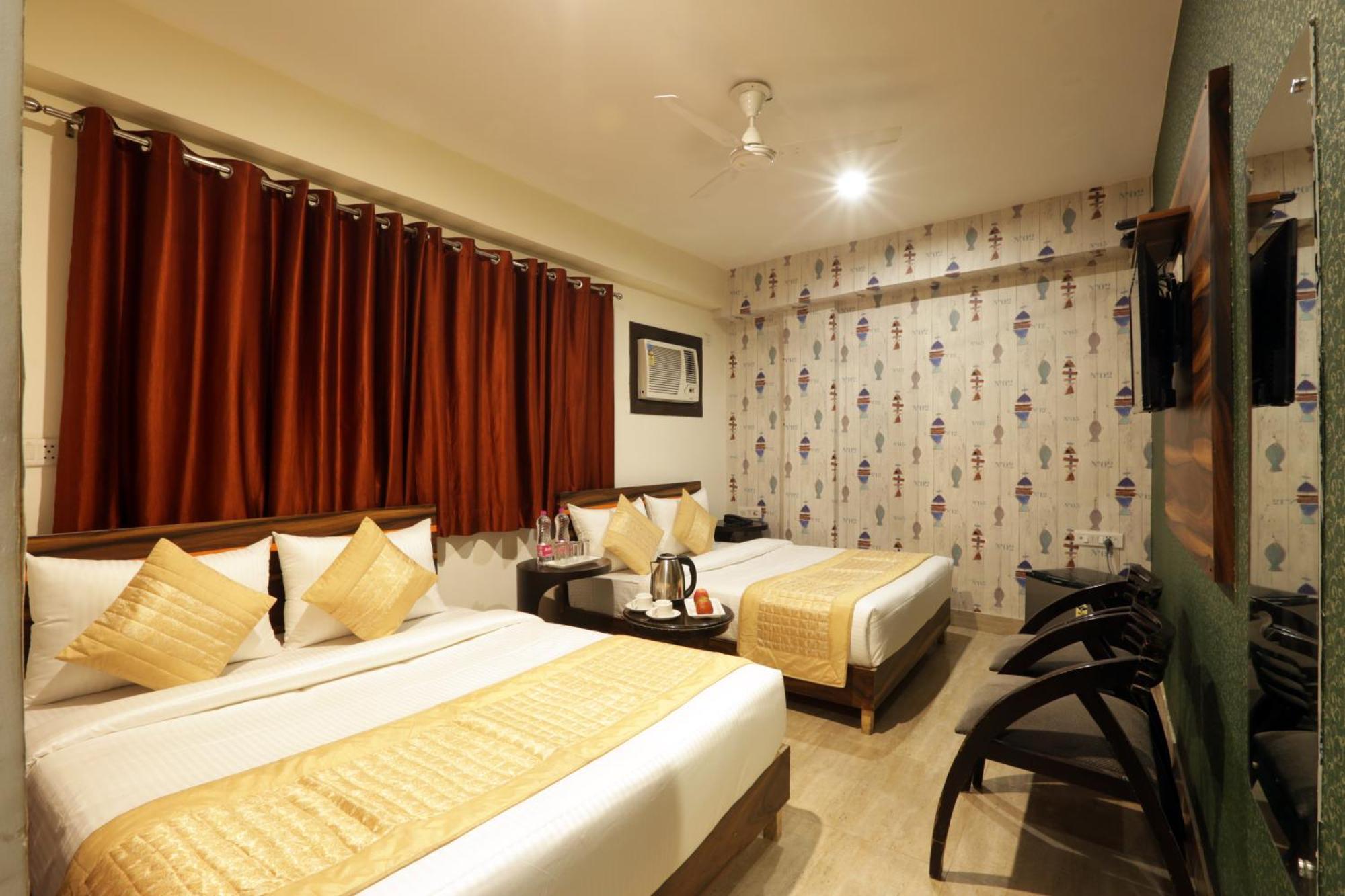 Hotel Sky View At Airport New Delhi Bagian luar foto