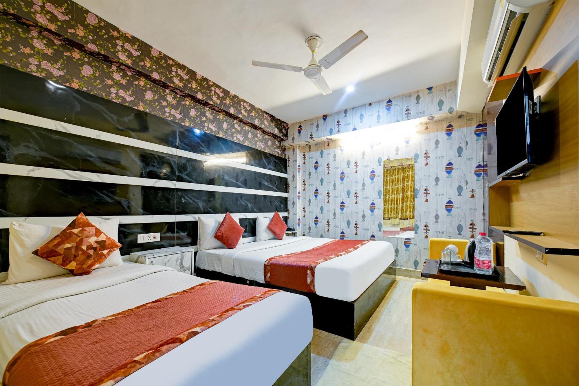 Hotel Sky View At Airport New Delhi Bagian luar foto
